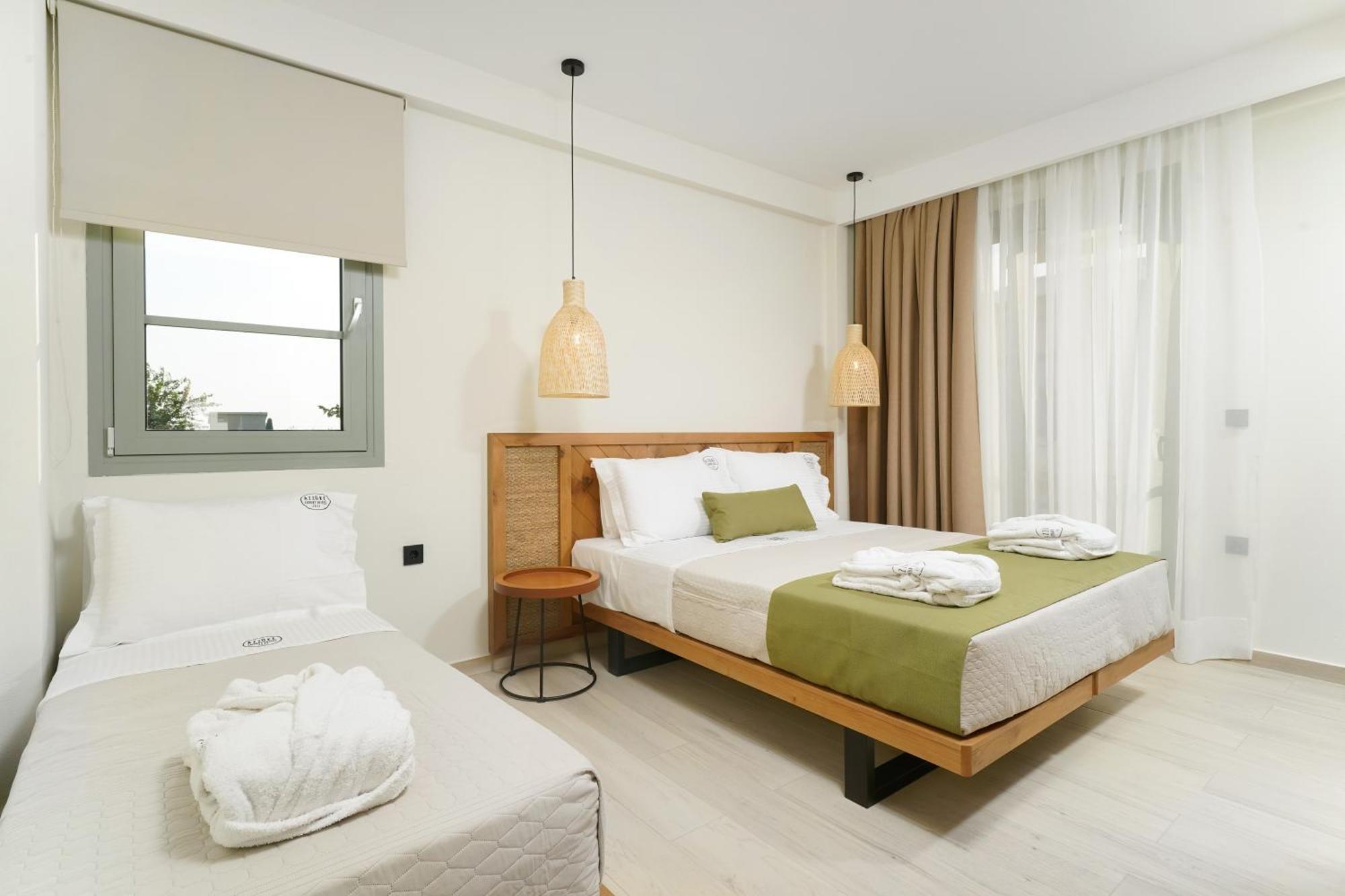 Azzure Luxury Suites Potos Exterior photo